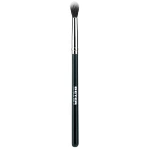 Pincel difuminador de sombras.